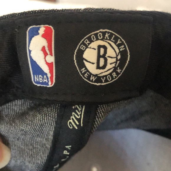 MITCHELL & NESS Brooklyn New York Nets SnapBack cap. One Size. - Picture 12 of 13